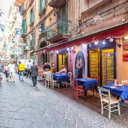 Toledo House Neapol