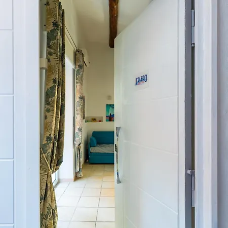 Toledo House Неаполь